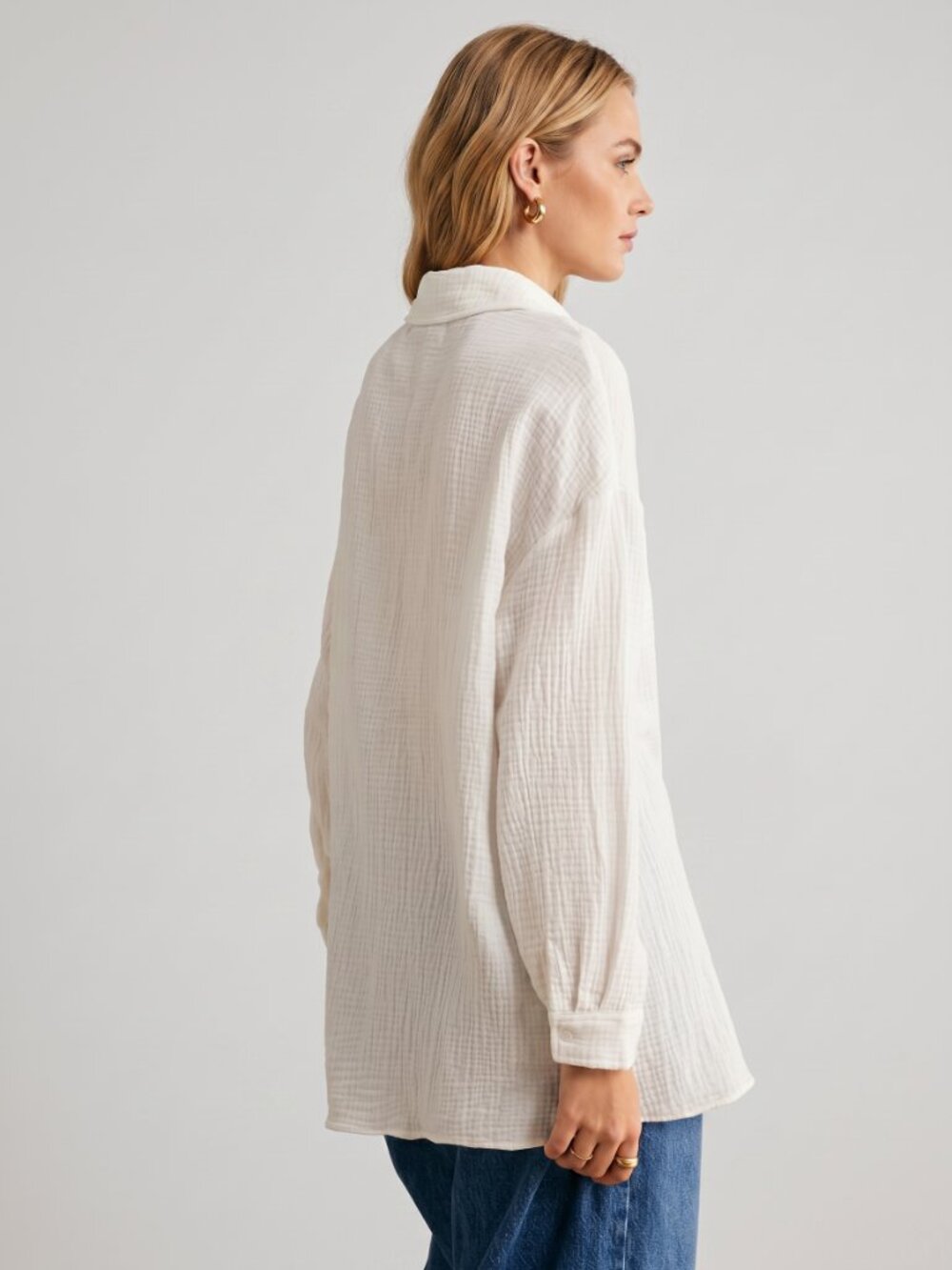 Women White Cotton Lightweight Button Down Shirt Casual Oversized Blouse - Picture 6 of 9